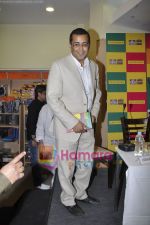 Chetan Bhagat at Tonite This Savage Rite book launch in Crossword, Mumbai on 27th Jan 2011 (2).JPG